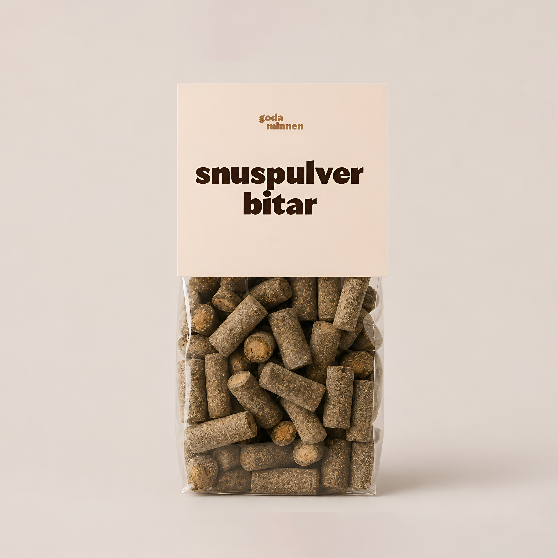 Snuspulverbitar — påse med klassiska lakritsbitar i snusform